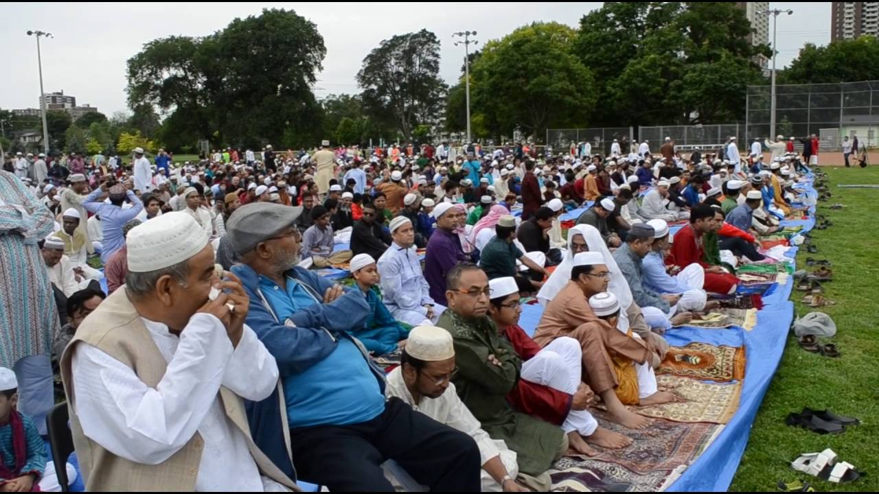 Eid-prayer-in-Toronto.jpg