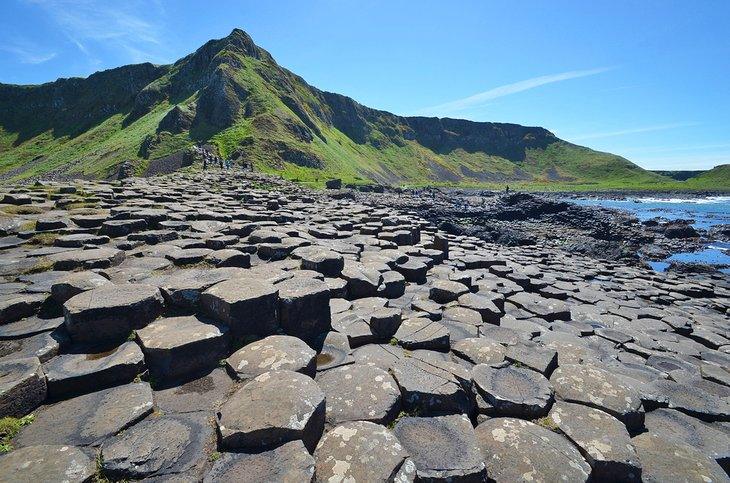 ireland-dublin-to-giants-causeway-best-ways-to-get-there-by-tour.jpg