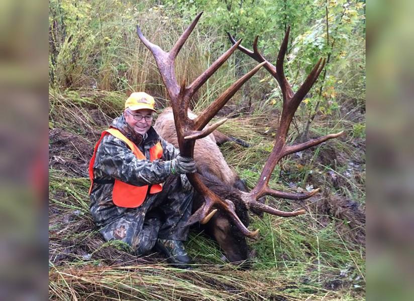 outdoorhub-hunters-state-record-elk-kentucky-confirmed-2015-12-16_18-15-52-824x600.jpg